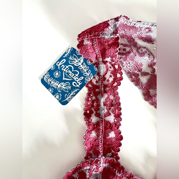 Intimately Free People Cloud & Ruby Combo Lace Racerback Bralette Size Medium - Picture 3 of 8